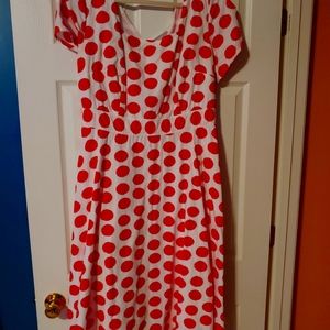 Red and White Spring/Summer Lined Midi Dress.